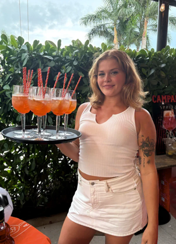 Jess, Professional bartender at Special Sips